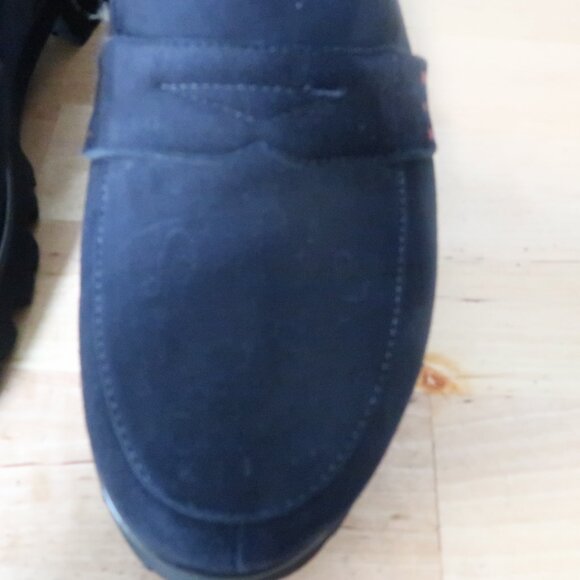Pas de Rouge Navy and Red Loafers - Picture 2 of 14